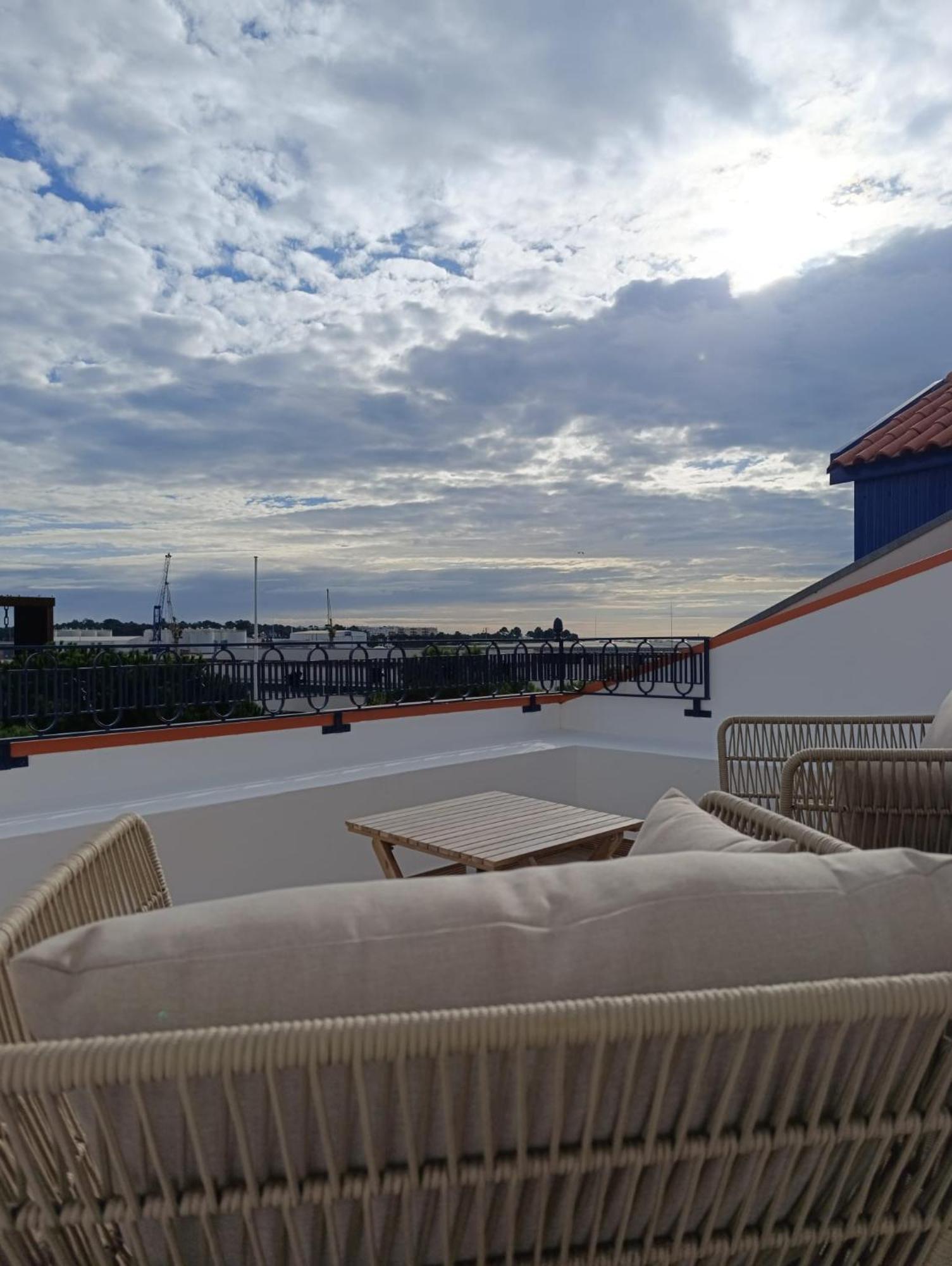 Hotel Margarida Da Praca Viana do Castelo Zewnętrze zdjęcie